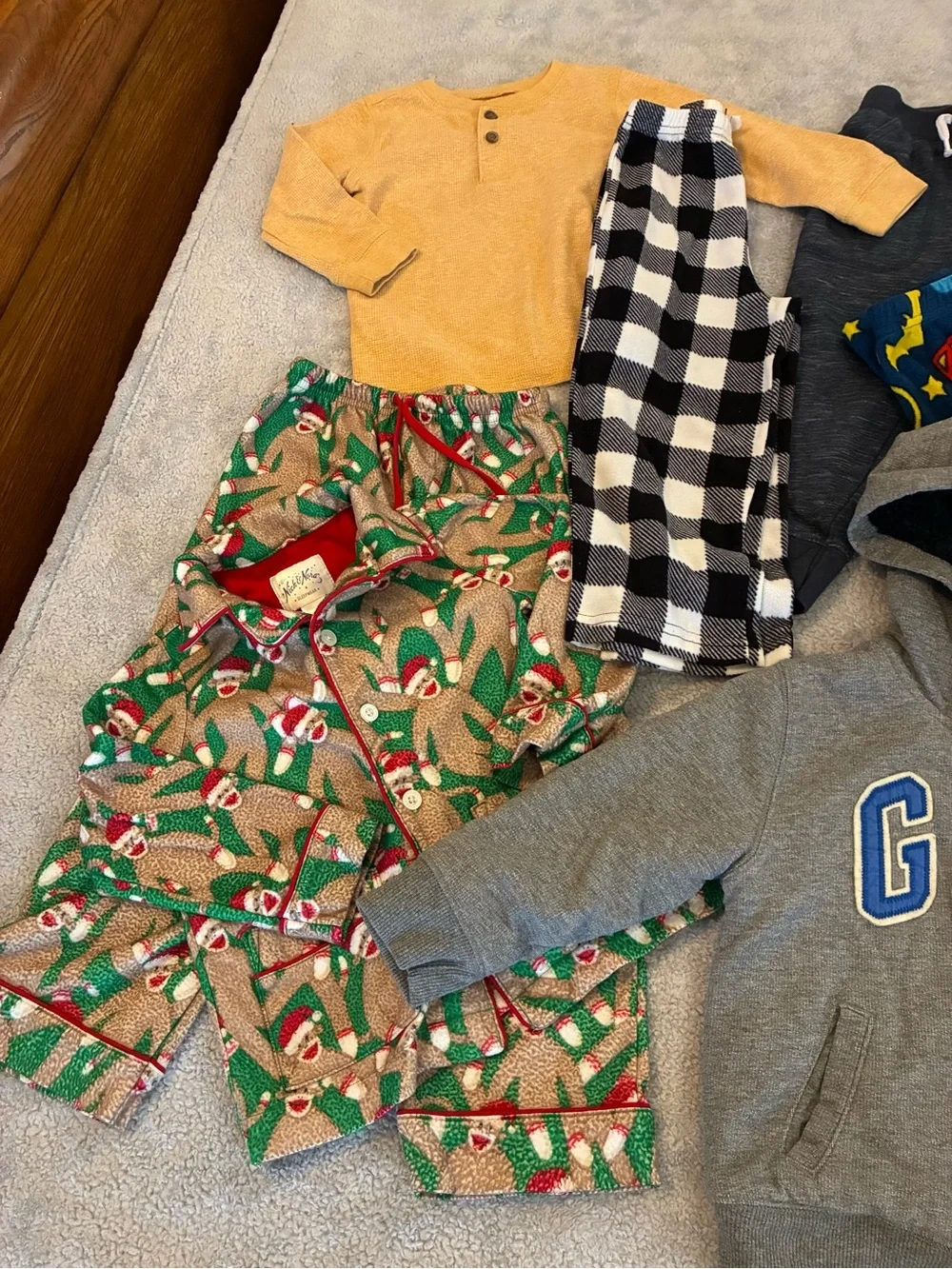 GAP clothing bundle